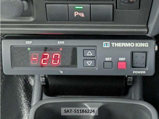 Suzuki CARRY TRUCK 2026-06 8244799-4