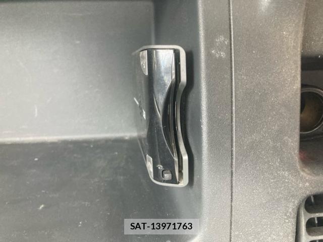 Suzuki CARRY TRUCK 2013-11 8313600-12