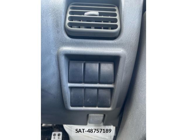 Suzuki CARRY TRUCK 2000-01 8313602-17