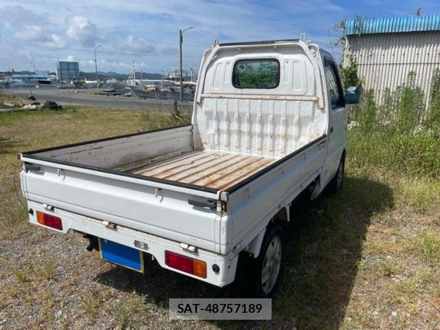 Suzuki CARRY TRUCK 2000-01 8313602-2
