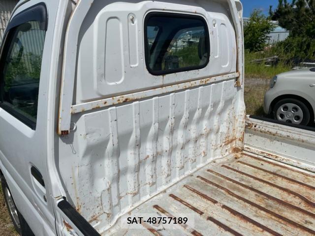 Suzuki CARRY TRUCK 2000-01 8313602-5