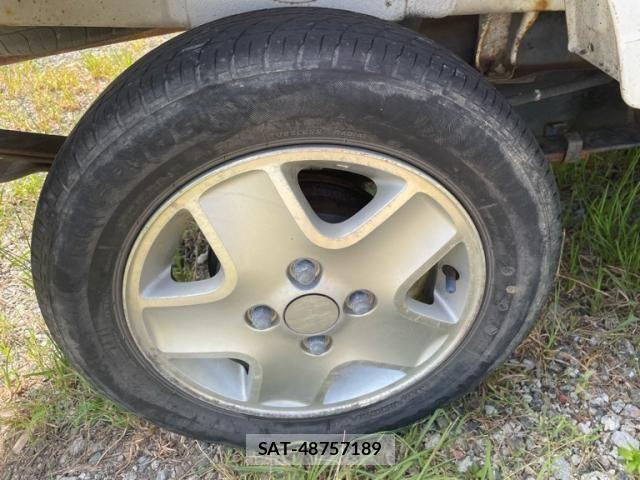Suzuki CARRY TRUCK 2000-01 8313602-7