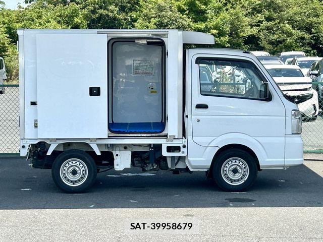 Suzuki CARRY TRUCK 2022-06 8313594-10
