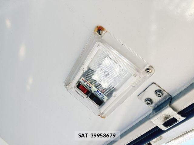 Suzuki CARRY TRUCK 2022-06 8313594-18