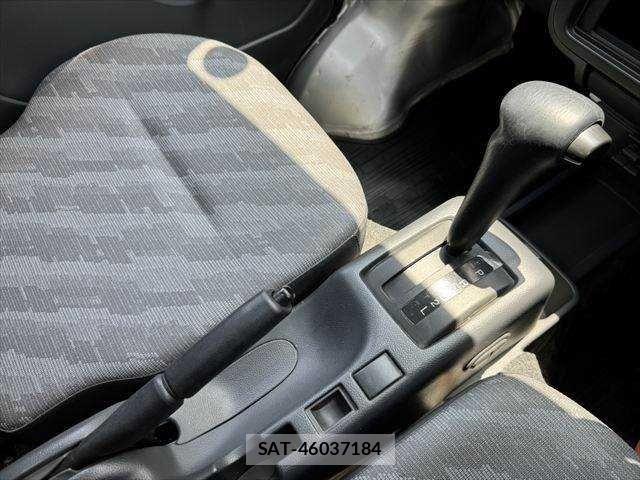 Suzuki CARRY TRUCK 2011-05 8313598-22