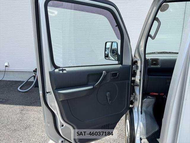 Suzuki CARRY TRUCK 2011-05 8313598-28