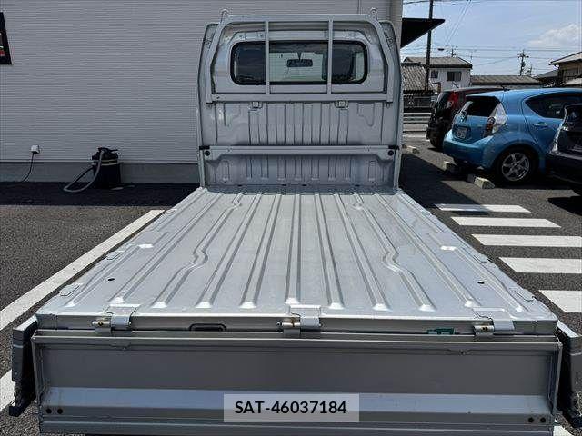 Suzuki CARRY TRUCK 2011-05 8313598-7