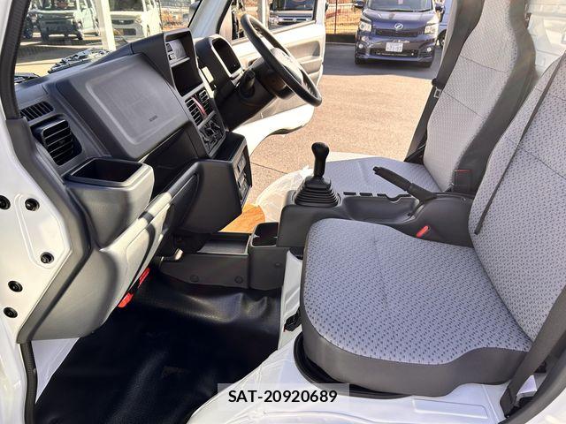 Suzuki CARRY TRUCK 2026-01 8354090-12