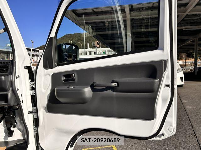Suzuki CARRY TRUCK 2026-01 8354090-22