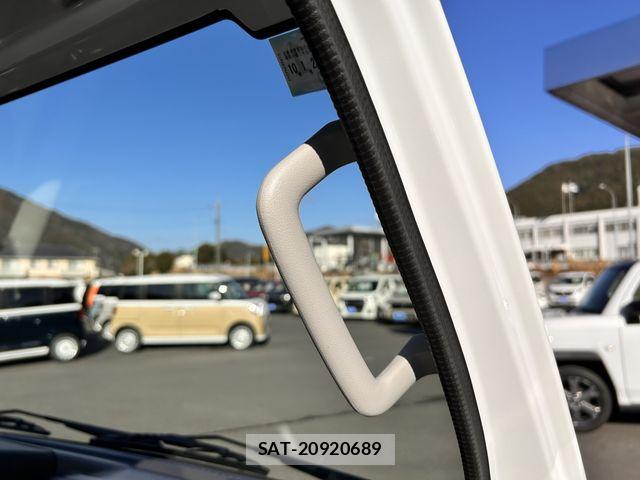 Suzuki CARRY TRUCK 2026-01 8354090-23