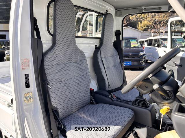 Suzuki CARRY TRUCK 2026-01 8354090-4