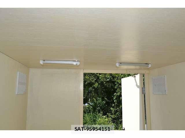 Suzuki CARRY TRUCK 2022-04 8354086-22