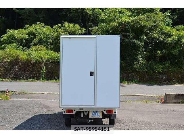 Suzuki CARRY TRUCK 2022-04 8354086-6