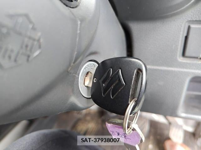 Suzuki CARRY TRUCK 2018-03 8365073-13