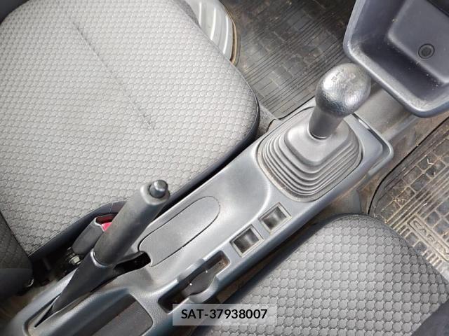 Suzuki CARRY TRUCK 2018-03 8365073-14