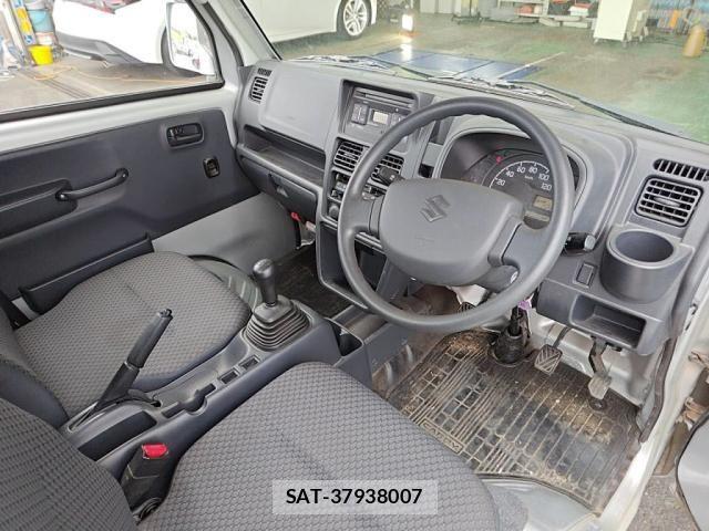 Suzuki CARRY TRUCK 2018-03 8365073-2