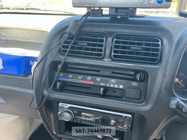 Suzuki CARRY TRUCK 1999-02 8365077-8