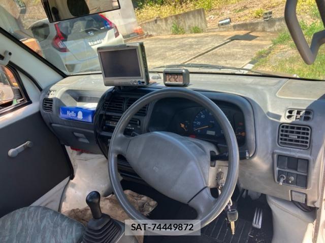 Suzuki CARRY TRUCK 1999-02 8365077-4