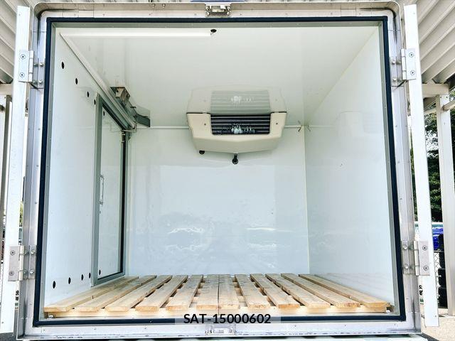 Suzuki CARRY TRUCK 2019-06 8365068-13