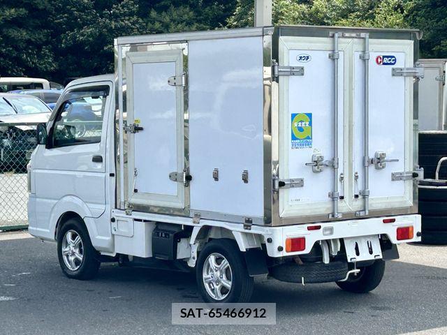 Suzuki CARRY TRUCK 2023-04 8365066-12