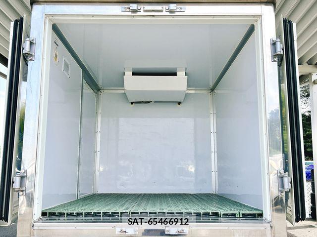 Suzuki CARRY TRUCK 2023-04 8365066-13