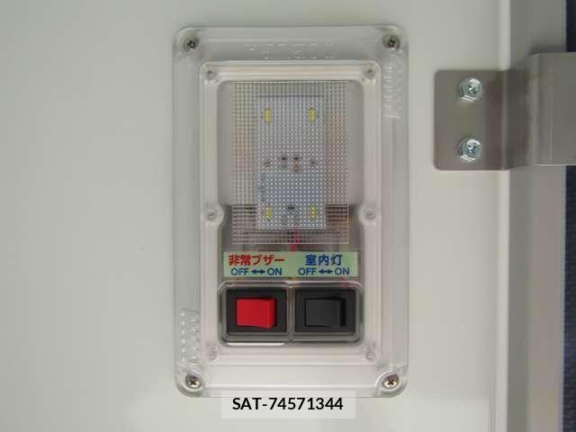 Suzuki CARRY TRUCK 2026-06 8365065-13