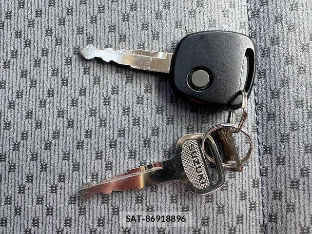 Suzuki CARRY TRUCK 2025-02 8365072-13