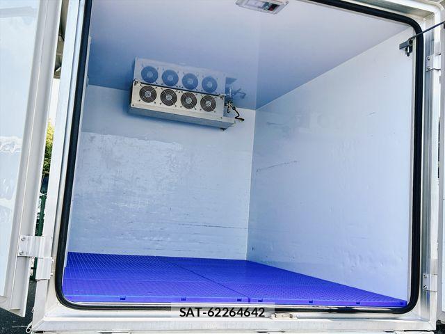 Suzuki CARRY TRUCK 2019-05 8365067-15