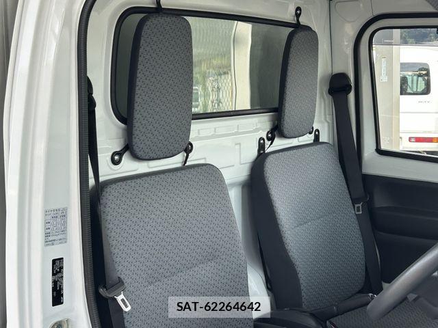 Suzuki CARRY TRUCK 2019-05 8365067-20