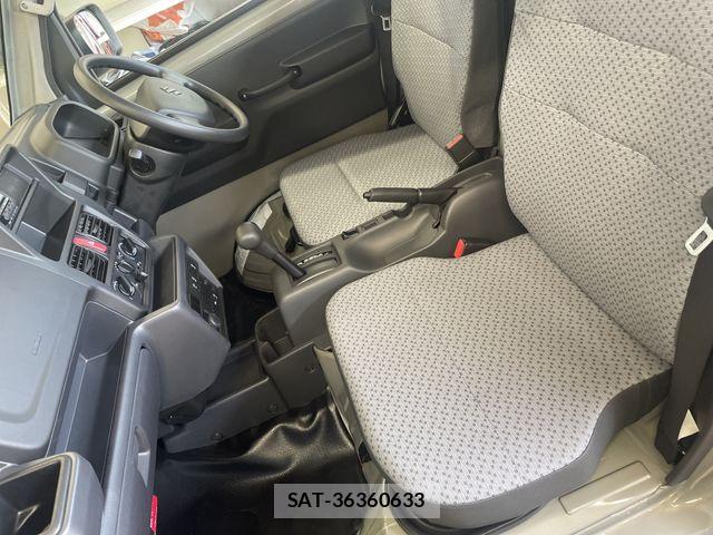 Suzuki CARRY TRUCK 2026-03 8365070-25