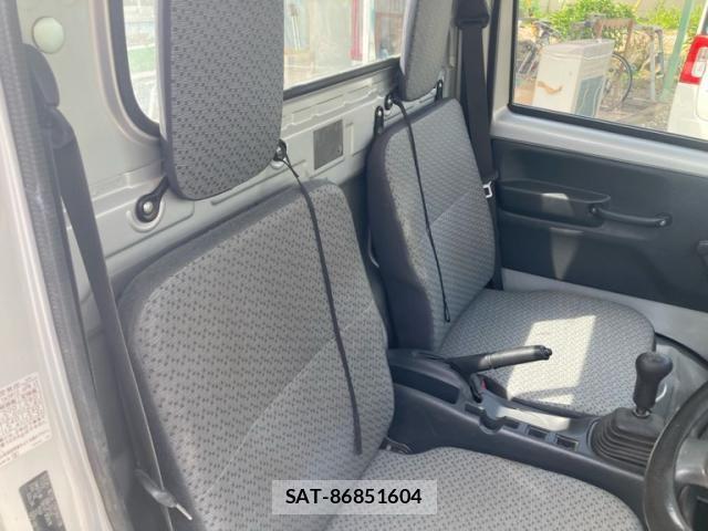 Suzuki CARRY TRUCK 2015-10 8365076-12