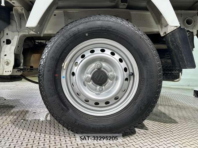 Suzuki CARRY TRUCK 2020-05 8411557-24