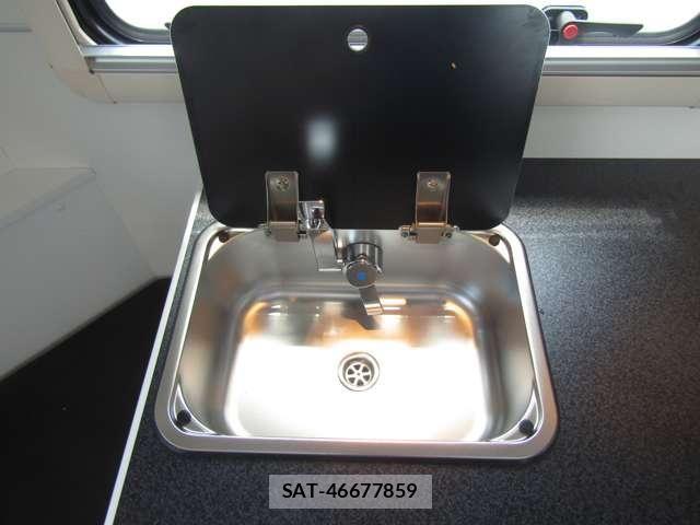 Suzuki CARRY TRUCK 2026-04 8561372-12