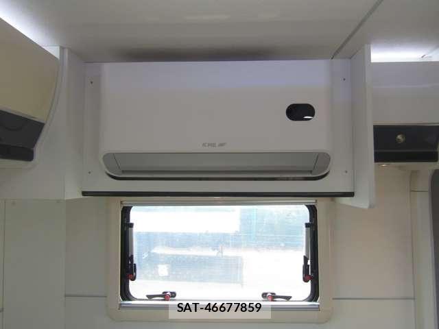Suzuki CARRY TRUCK 2026-04 8561372-13