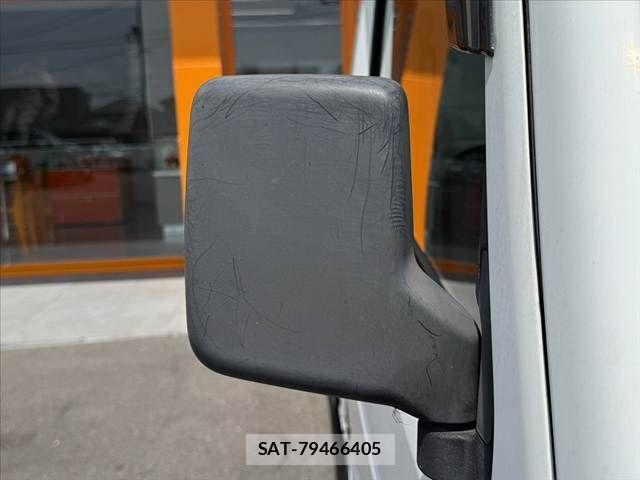Suzuki CARRY TRUCK 2015-11 8561375-28