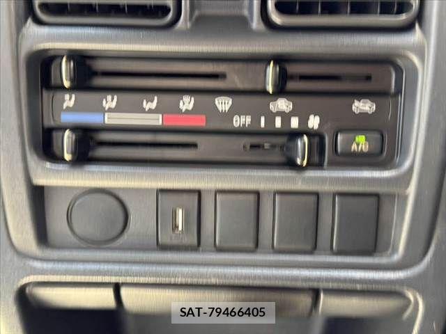 Suzuki CARRY TRUCK 2015-11 8561375-4