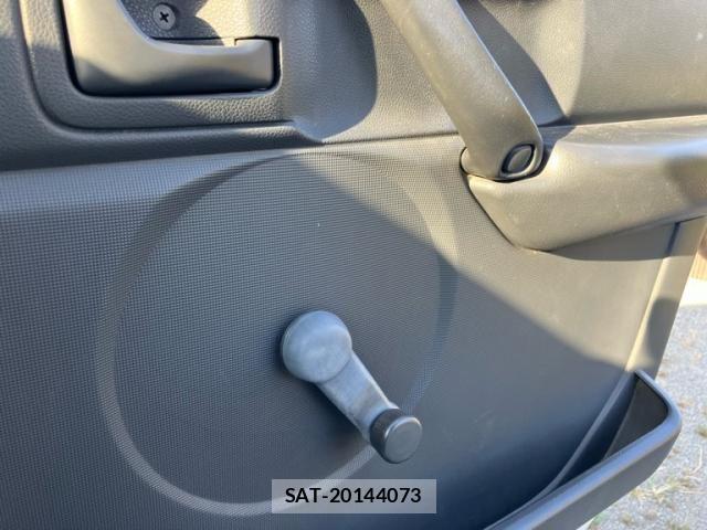 Suzuki CARRY TRUCK 2006-09 8561374-19