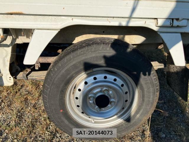 Suzuki CARRY TRUCK 2006-09 8561374-8