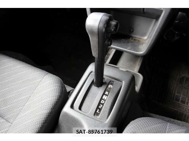 Suzuki CARRY TRUCK 2023-02 8626111-13