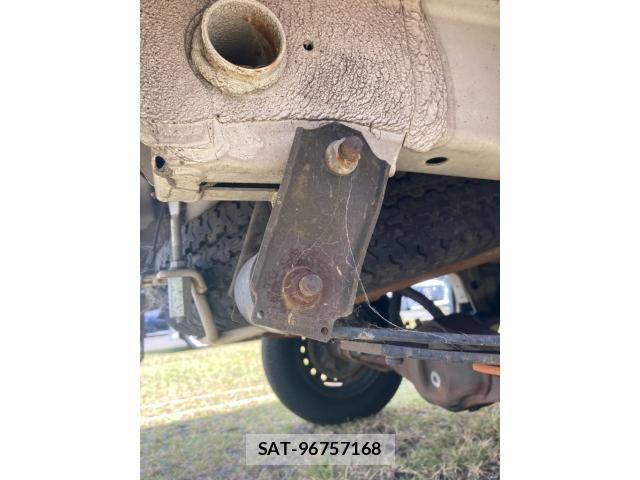 Suzuki CARRY TRUCK 2006-02 8626110-8