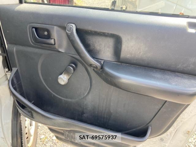 Suzuki CARRY TRUCK 2009-01 8658356-11