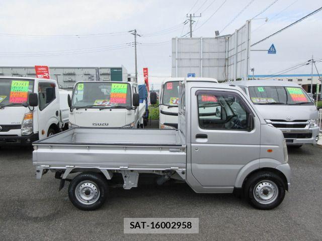Suzuki CARRY TRUCK 2011-05 8779706-3