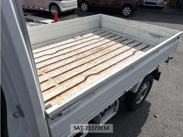 Suzuki CARRY TRUCK 2012-06 8828176-5