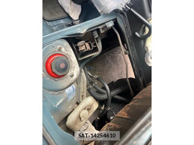 Suzuki CARRY TRUCK 1993-05 8848431-17