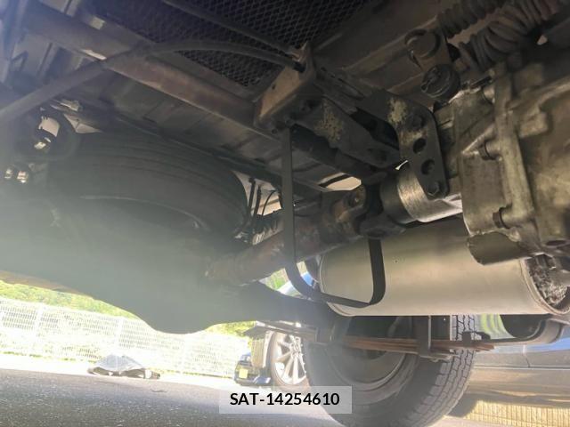 Suzuki CARRY TRUCK 1993-05 8848431-8