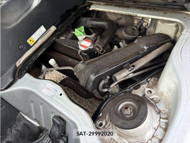 Suzuki CARRY TRUCK 2014-06 8870611-9