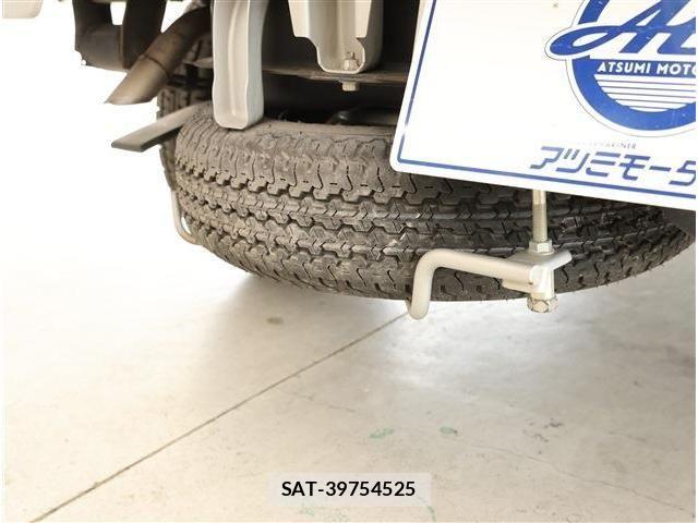 Suzuki CARRY TRUCK 2018-08 8870608-24