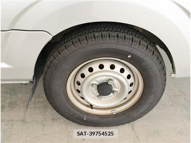 Suzuki CARRY TRUCK 2018-08 8870608-5