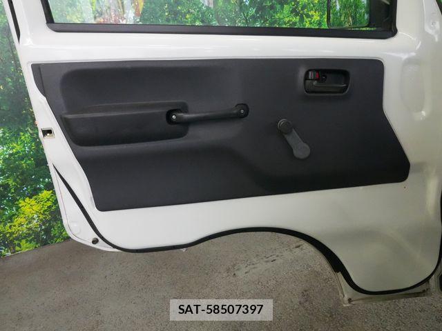 Suzuki CARRY TRUCK 2014-05 8879033-17