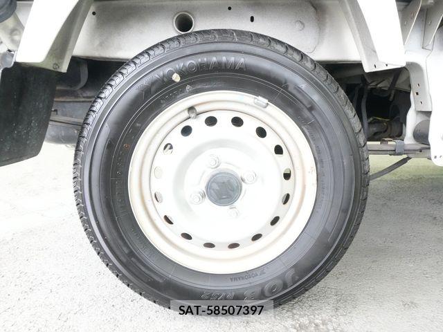 Suzuki CARRY TRUCK 2014-05 8879033-28